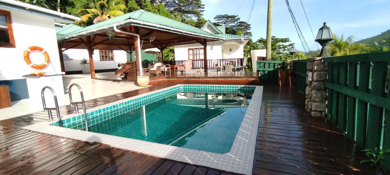 Chalets Des Vacances Takamaka Exterior photo
